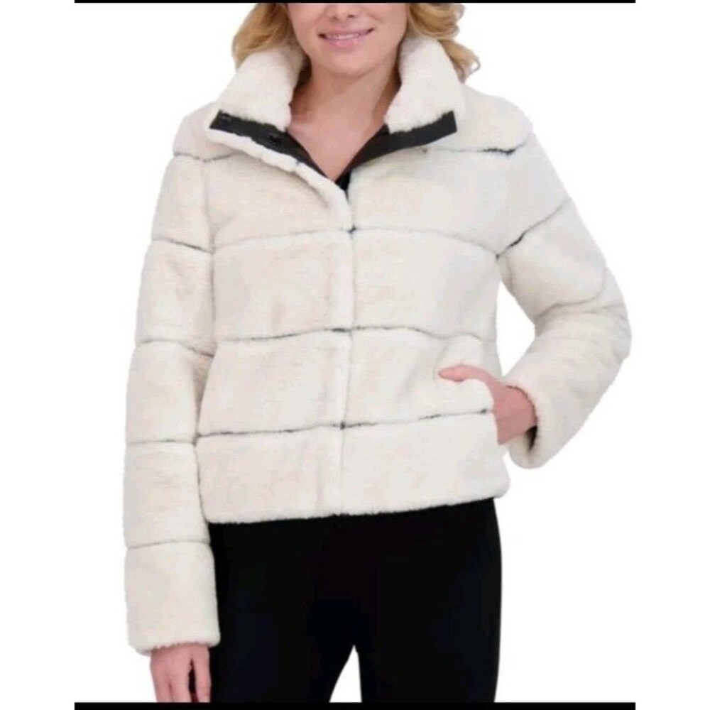 Karl Lagerfeld Paris Faux Fur Jacket in Oyster, nwt size small cream
